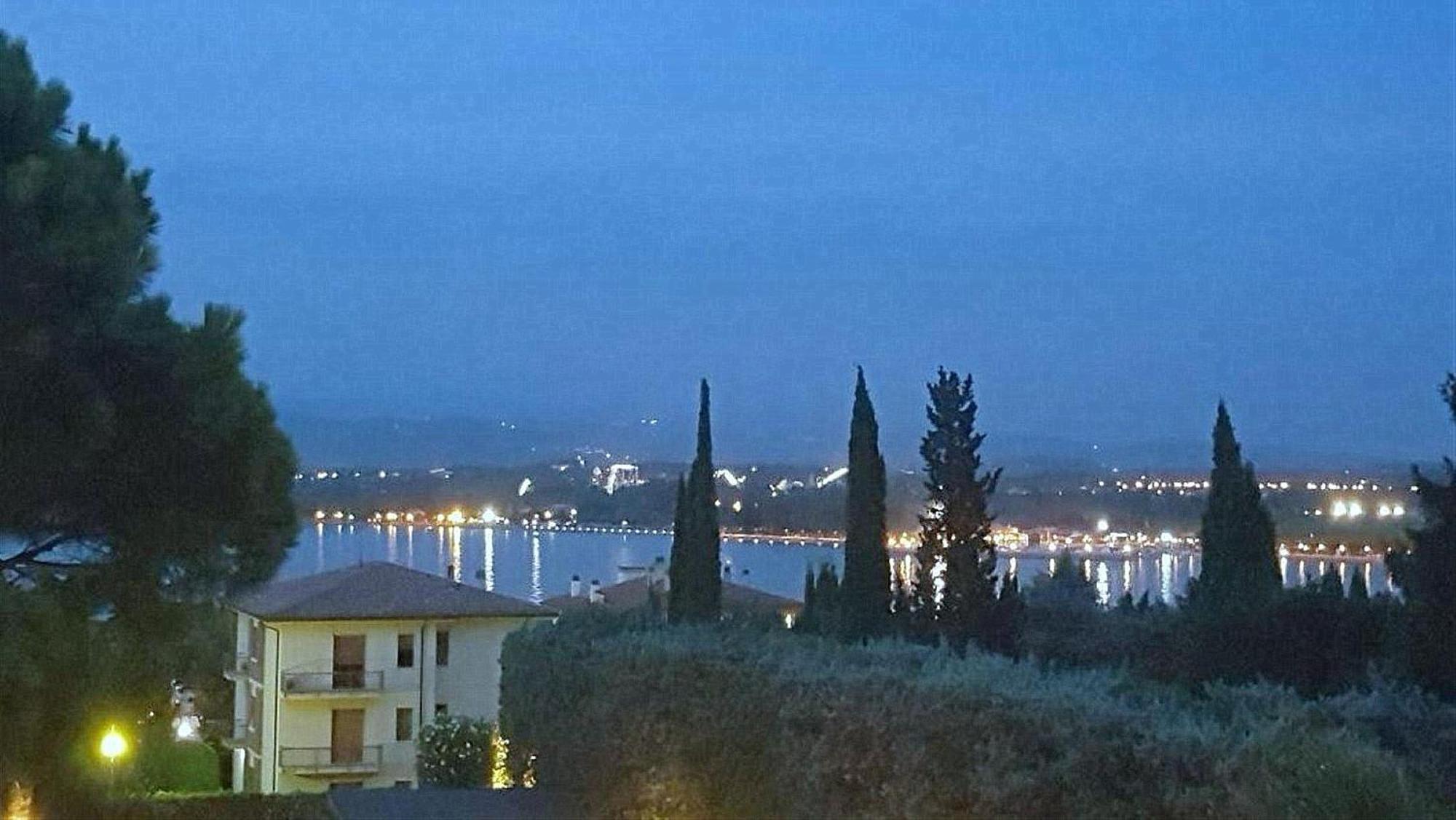 Appartamento Peschiera Peschiera del Garda Eksteriør bilde